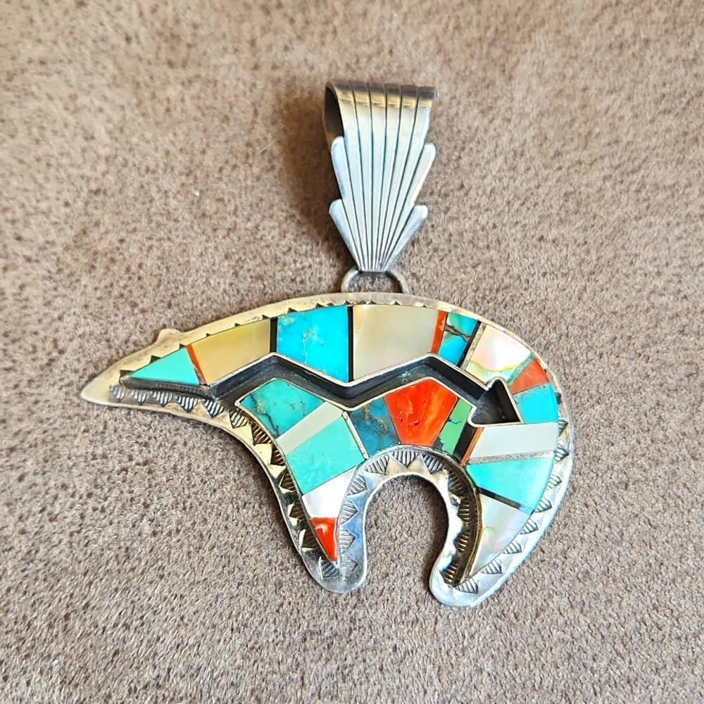Vintage Native American Navajo Vintage Inlaid Bear Pendant by Danny Clark 💙🐻 - Picture 13 of 13